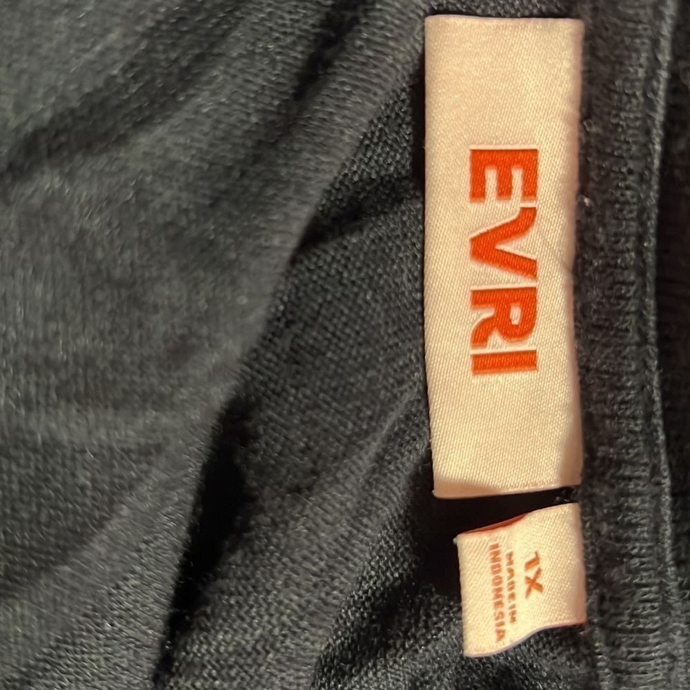 EVRI Holiyay Thin Long Sleeve Plus Women’s Size 1X - Picture 4 of 5